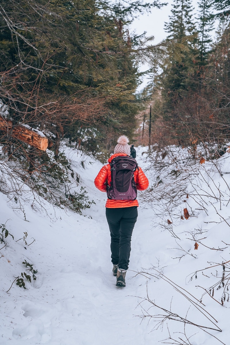 A Budget Guide to Women's Cold Weather Hiking Clothes
