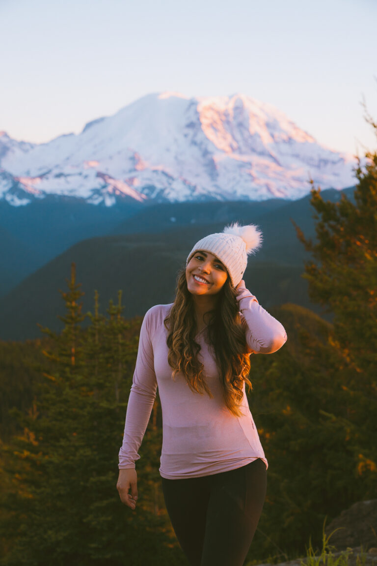 What To Wear Hiking For All Seasons - The Wandering Queen