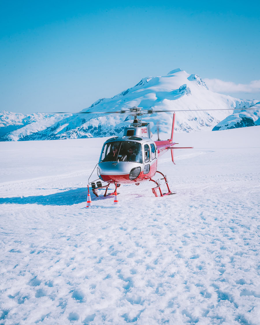 juneau dog sledding & glacier helicopter tour